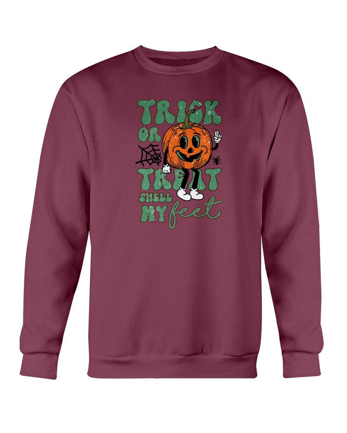 Halloween Trick or Treat Sweatshirt, Cozy Fall Crewneck, Unisex Casual Wear, Perfect for Halloween Parties, Pumpkin Lovers Gift